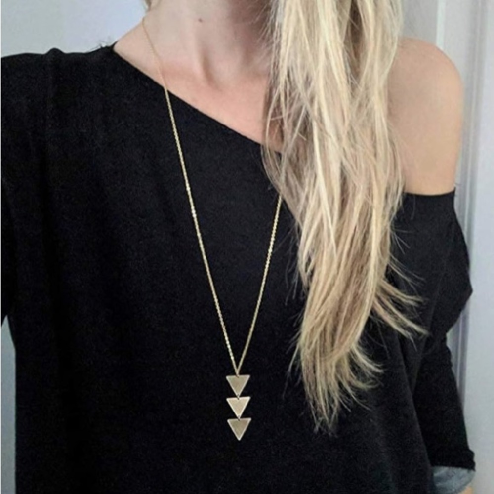 ✨NWT ✨Minimal Geometric Triangle Gold Necklace✨ Handmade ✨Artisan✨ Gift for Her - Picture 5 of 7